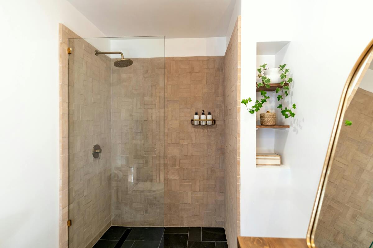 Scandi Bathroom Ideas: How to Create a Scandinavian Bathroom Design