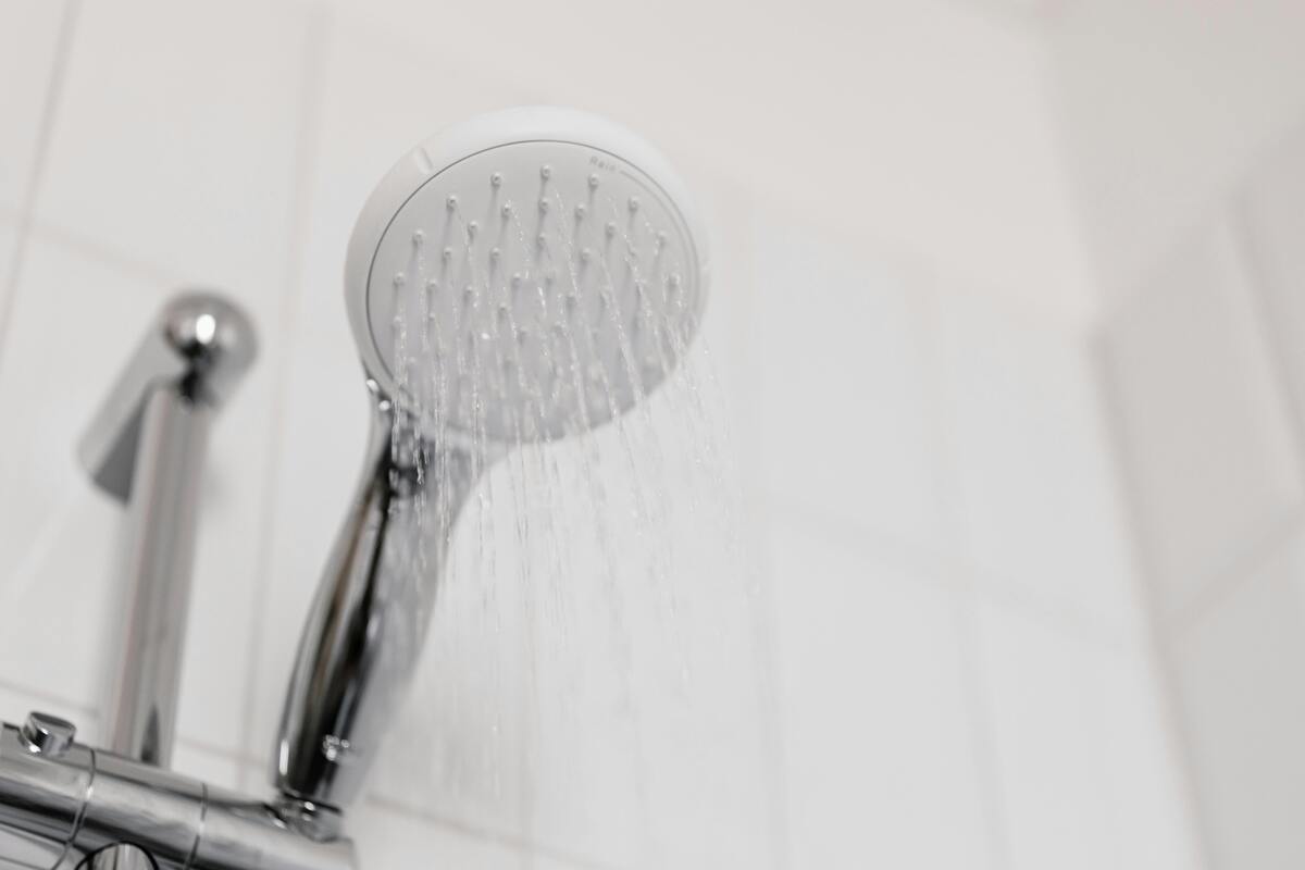 shower head, how to clean shower head