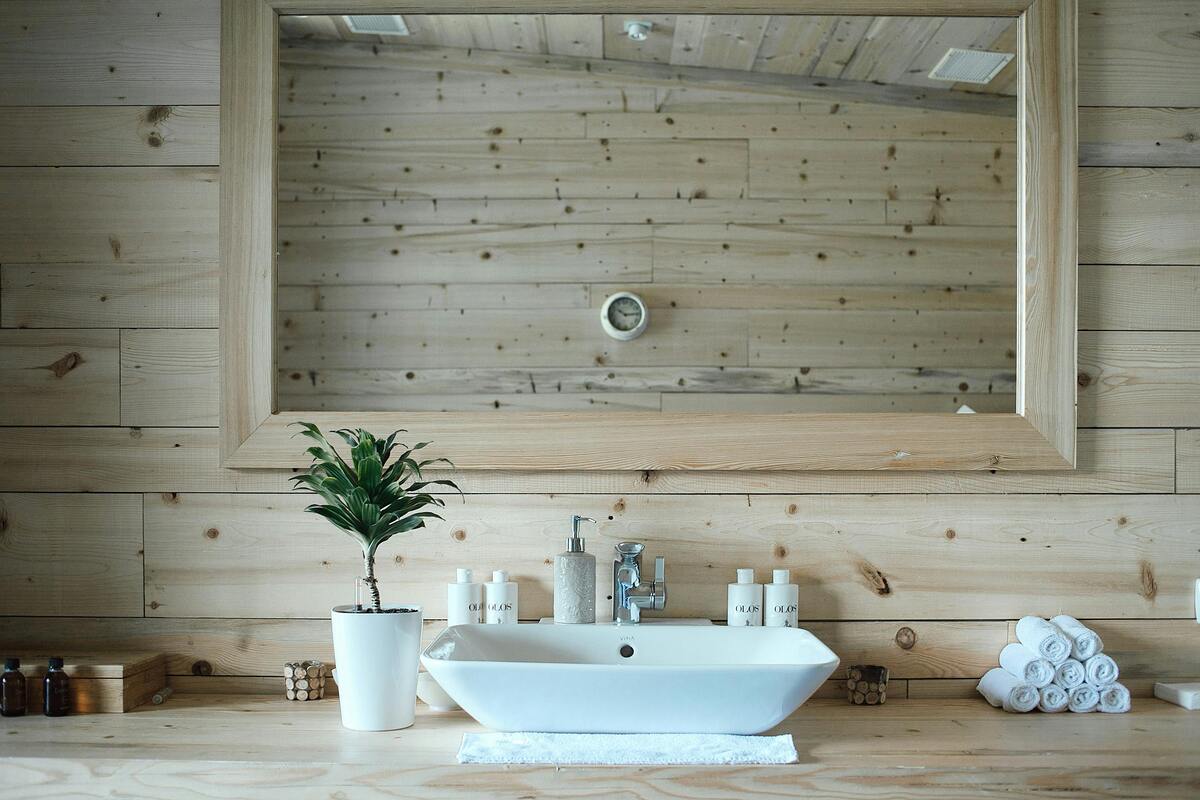 Rustic Bathroom Ideas: Country Style Bathrooms